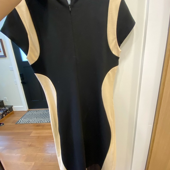 Diane Von Furstenberg illusion dress - Picture 3 of 11